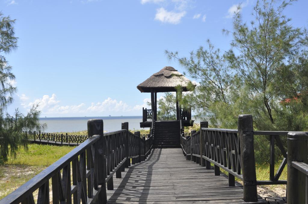 Golden Peacock Resort Hotel Beira Exterior photo
